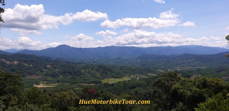 Da Nang to Hue motorbike tour 3 days